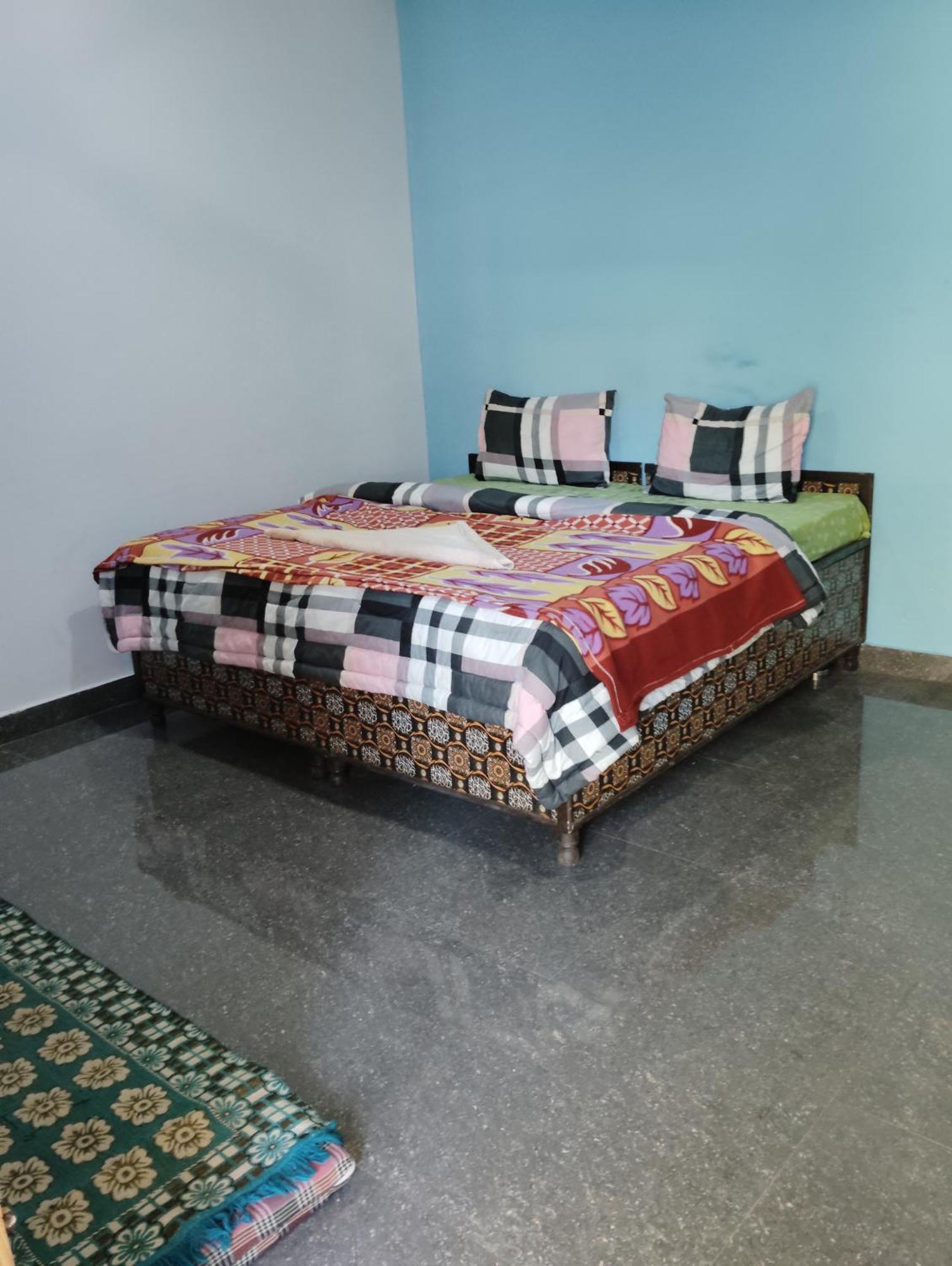 Hotel Dog N Hill Kasol Esterno foto