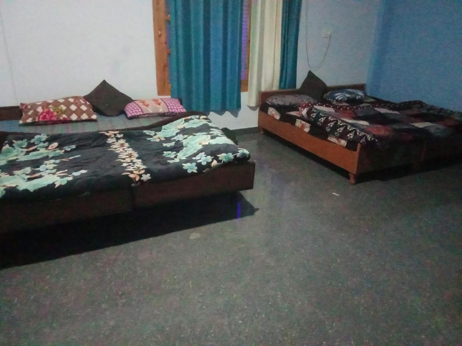 Hotel Dog N Hill Kasol Esterno foto
